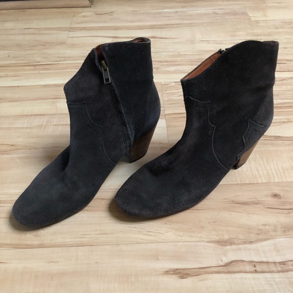 Isabel Marant suede ankle boots - Picture 3 of 5